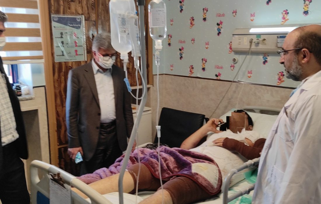 عیادت مجدد رئیس دانشگاه علوم پزشکی گیلان از مجروحان سانحه لنگرود