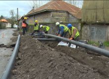 در راستای اجرای طرح جهاد آبرسانی ؛ اجرای بیش از ۵۰۰ کیلومتر خط انتقال و شبکه توزیع آب شرب در شهرستان رشت