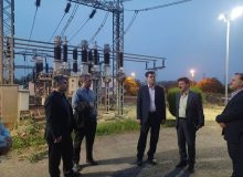 به منظور اتخاذ تمهیدات لازم جهت عبور از اوج بار سال آتی: معاون انتقال و تجارت خارجی توانیر از پروژه های برق منطقه ای گیلان بازدید کردند