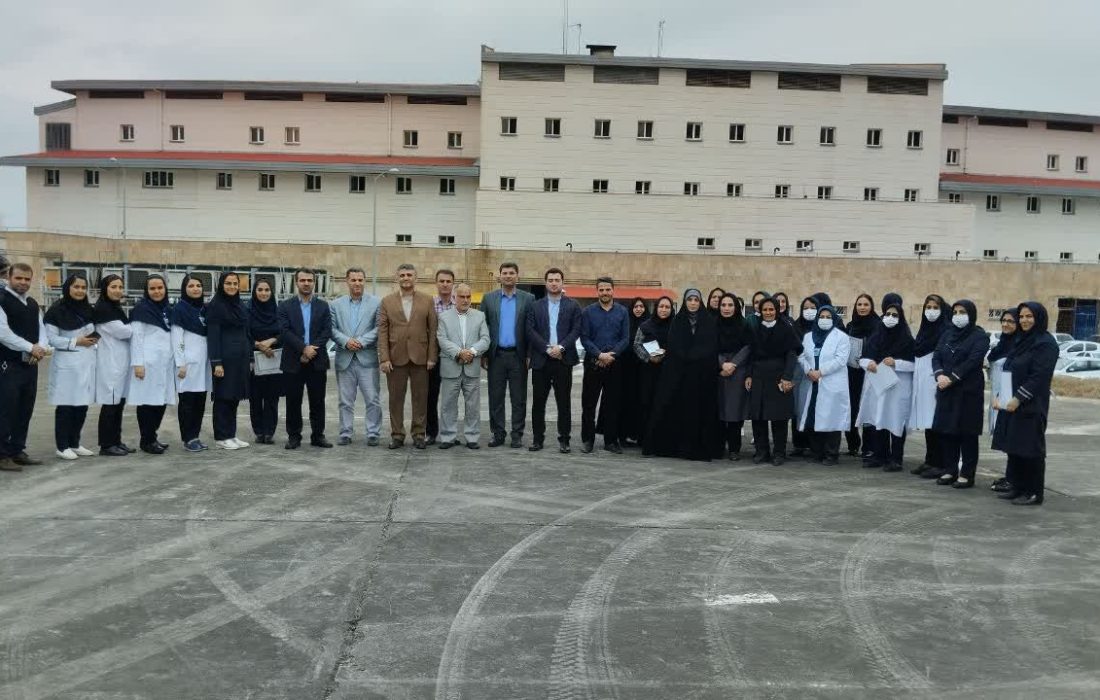 در راستای حمایت از جوانی جمعیت و همزمان با هفته ملی سلامت بانوان؛ تجلیل از پرستاران دارای سه فرزند و بیشتر بیمارستان شهید نورانی تالش