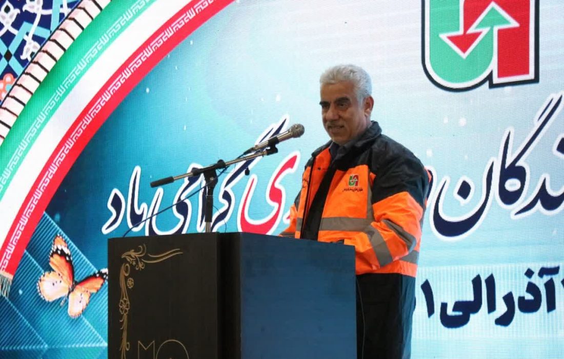 استاندار گیلان در آئین هفته راهداری و حمل و نقل خبر داد : امضاء توافقنامه حدود ۱۷ هزار میلیارد ریالی سرمایهگذاری در بندرانزلی