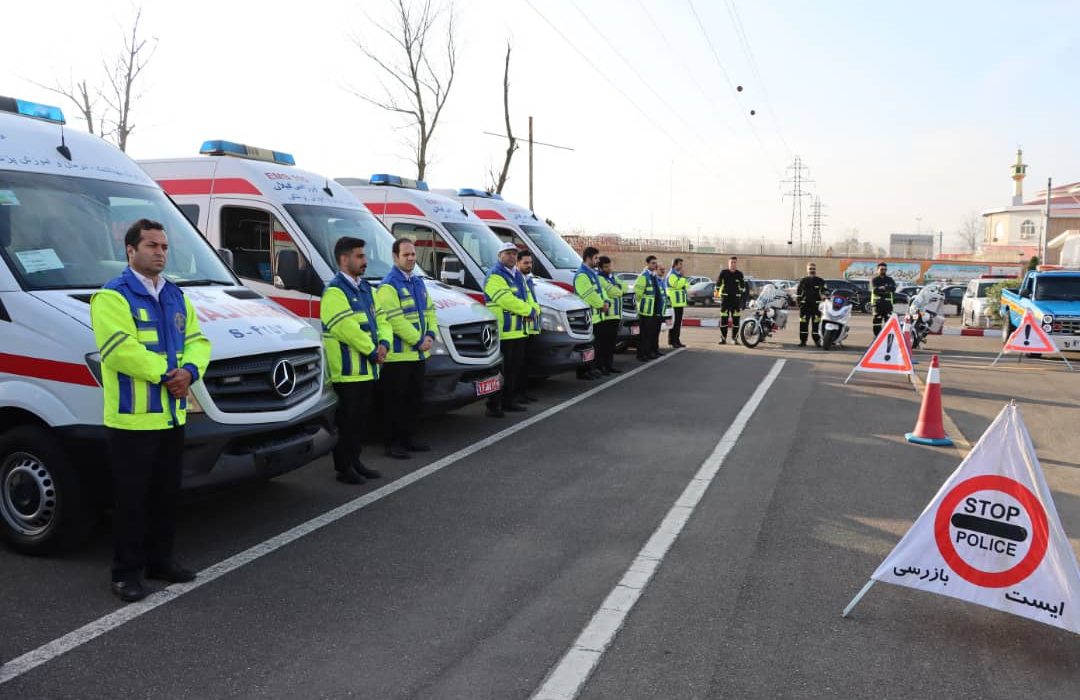 رژه خودرویی ارگان‌های امدادرسان به مناسبت شروع طرح امداد زمستانی ۱۴۰۲ انجام شد