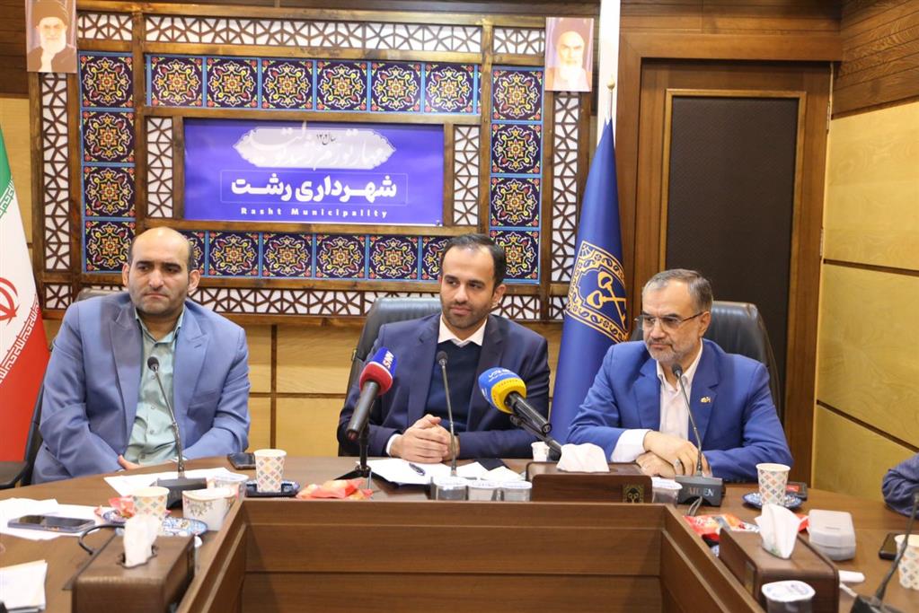 شهردار رشت  : برنامه ریزی اجرای ۴۰ برنامه همزمان با هفته رشت