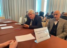 مدیرکل صمت گیلان در دیدار با معاون بین الملل وزارت بازرگانی آستراخان روسیه: در صنایع غذایی و شیرینی جات ظرفیت مطلوبی در گیلان وجود دارد/فعالیت بیش از ۷۰ واحد صنعتی سلولزی در گیلان