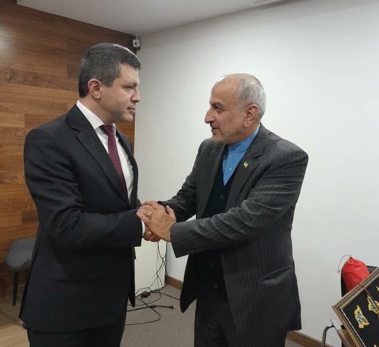 مدیر کل صمت گیلان در دیدار با مدیران اقتصادی جمهوری داغستان: برقراری خط مستقیم هوایی گیلان و داغستان، تسهیلگر مناسبات تجاری خواهد شد