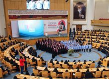 حضور شش بانوی منطقه آزاد انزلی در دومین كنگره زنان تأثیر گذار ایران