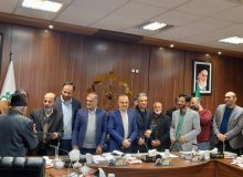 کارگرنیا رئیس شورای اسلامی شهر رشت : در آیین نامه اجرایی تقسیط مطالبات شهرداری به افراد کم برخوردار و تحت پوشش کمیته امداد و بهزیستی توجه شود / موافقت با مساعدت مالی با هئیت شطرنج