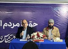 هادی حق شناس : در بحران های سیاسی سخت‌ترین تصمیم ماندن و ادامه دادن است/ رسانه ها کم خرج ترین نهادها در بیان انتقاد هستند