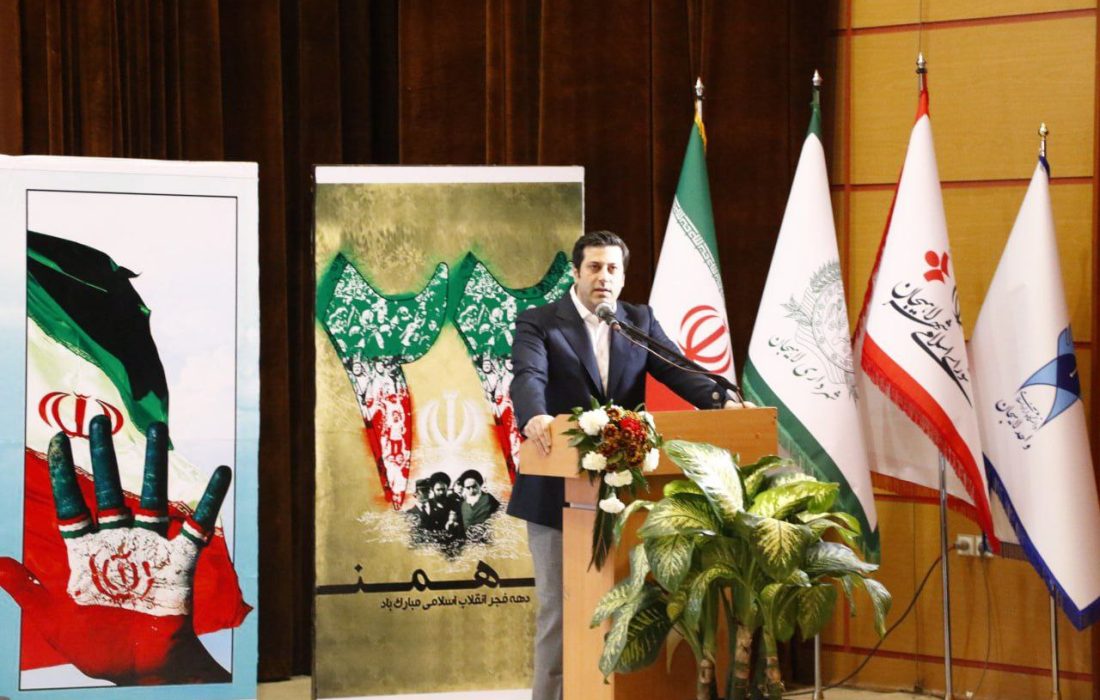 افتتاح ۸طرح مدیریت شهری لاهیجان در پنجمین روز دهه فجر با حضور استاندار گیلان