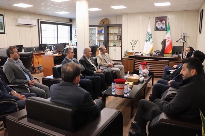 در راستای همکاری های مشترک پیشبرد پروژه های عمران شهری صورت گرفت؛ دیدار شهردار رشت با مدیرکل امور مالیاتی گیلان