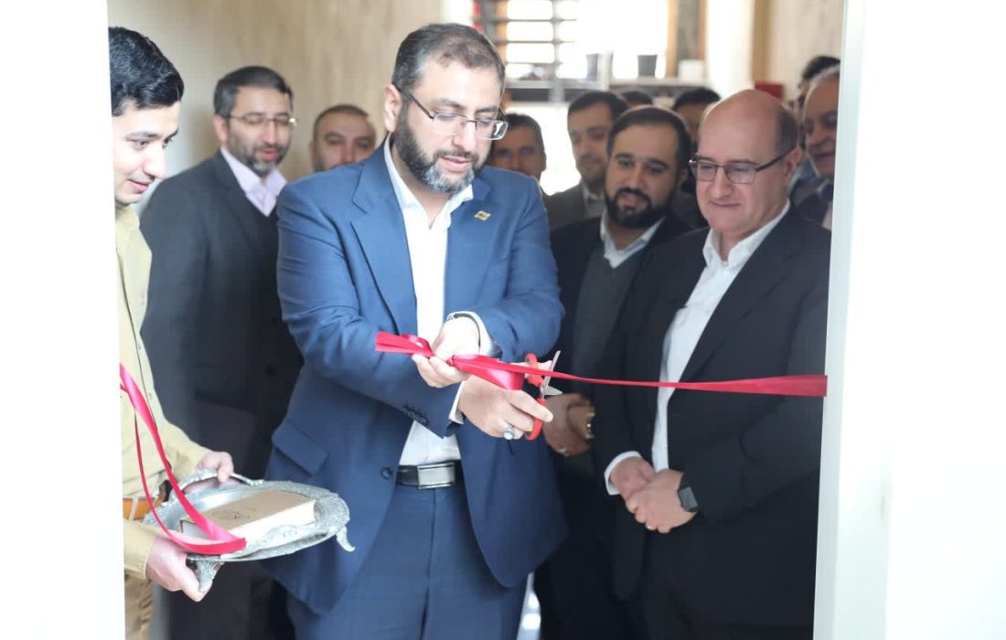 تحقق یکی دیگر از بسته های سرمایه گذاری منطقه آزاد انزلی افتتاح یك واحد آزمایشگاهی مرجع چند منظوره با حضور محمد سجاد سیاهكارزاده