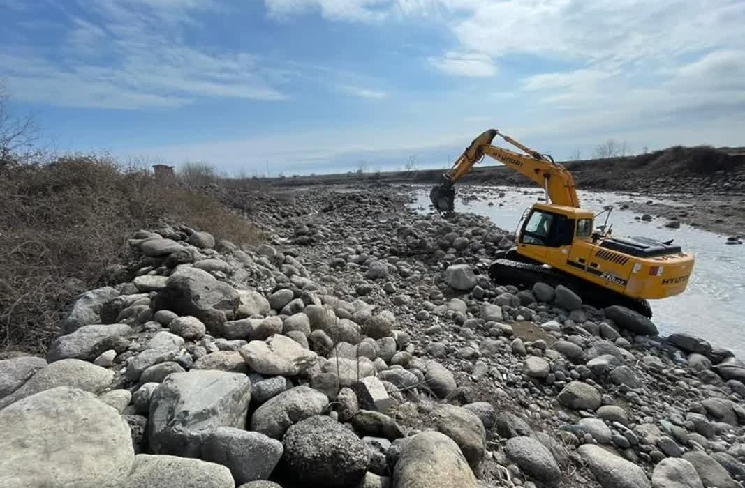 مدیر منابع آب شهرستان تالش : الایروبی ۱۷ کیلومتر از انهار و بازسازی ۱۹ سردهنه در این شهرستان
