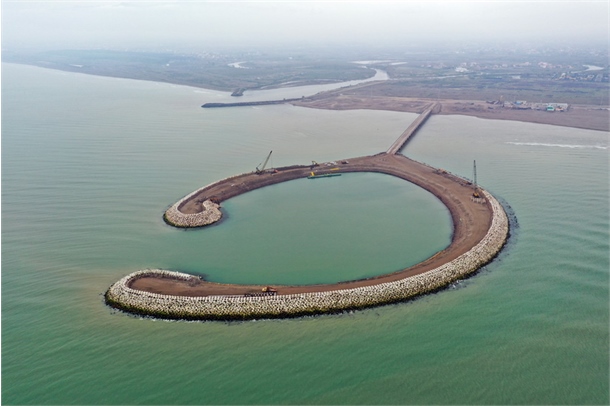 تکمیل مرحله نخست بندر گردشگری چمخاله