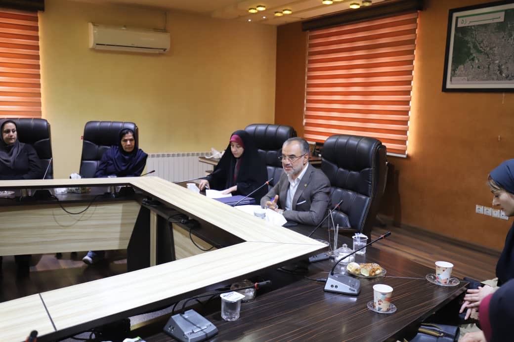 رئیس شورای اسلامي شهر رشت : تبدیل وضعیت معلمین شاغل در مدارس غیر انتفاعی