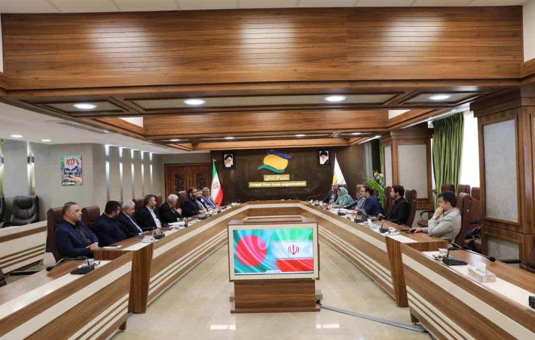 در جریان گفتگوی سیاهکارزاده با سفیر جمهوری بنگلادش در ایران مطرح شد  :   منطقه آزاد انزلی دارای ظرفیت های متنوعی برای توسعه همكاری دو كشور است