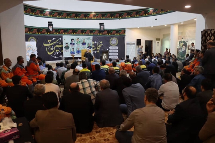 مراسم بزرگداشت شهید جمهور آیت الله رئیسی و هیئت همراه در محل شهرداری رشت میدان گیل برگزار شد