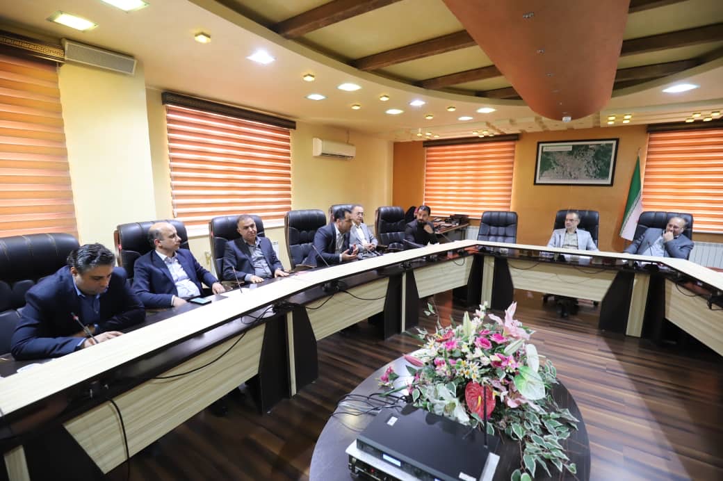 کارگرنیا رئیس شورای اسلامي شهر رشت: به علت بی توجهی یک مدیر و یا کارشناس، شهرداری رشت به میلیاردها تومان پرداخت ضرر و زیان محکوم می شود/ محکومیت دویست میلیارد تومانی شهرداری رشت/ استفاده از مشاوران مورد وثوق در زمان انعقاد قراردادها