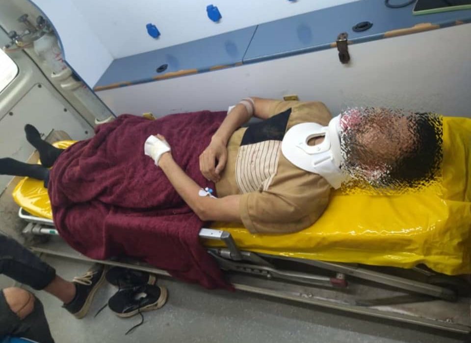 در پی سقوط از ارتفاع توریست عراقی پس از دریافت خدمات درمانی مناسب به بیمارستان منتقل شد