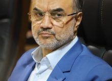 کارگرنیا رئیس شورای اسلامي شهر رشت: بررسی اجرای طرح های اصلاح هندسی در رشت/ همکاری شهرداری رشت با توزیع برق گیلان در جمع آوری تیر برق های مزاحم/ تقدیر از قهرمانان افتخارآفرین