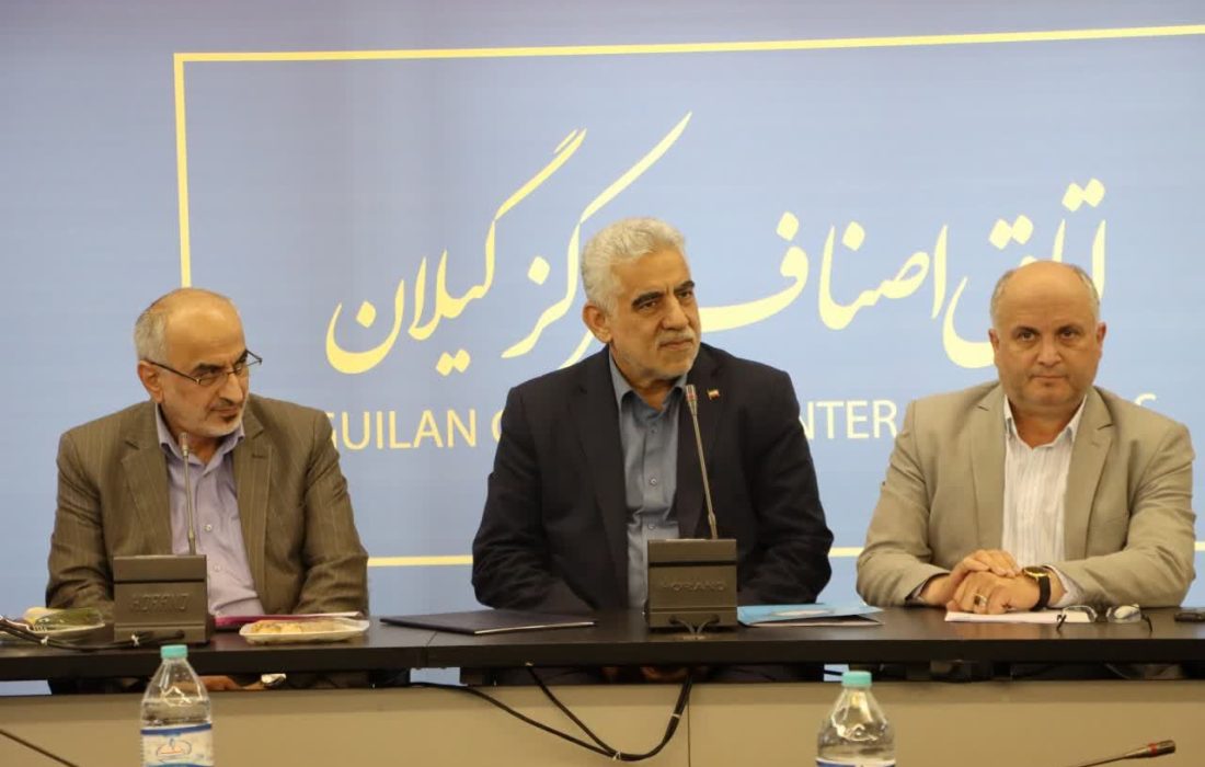 استاندار گیلان در مراسم روز اصناف: اتحادیه ها و اصناف عملکرد مناسبی دارند