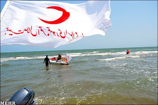 کمیل پرناک از ایمن سازی نوار ساحلی گیلان با تیم های امدادی هلالاحمر خبر داد