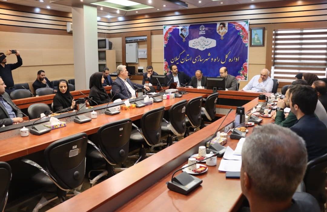 شهردار رشت مطرح کرد؛  تاثیر بازگشایی خیابان ها در کاهش معضل ترافیک / لزوم احداث پارکینگ طبقاتی در خیابان