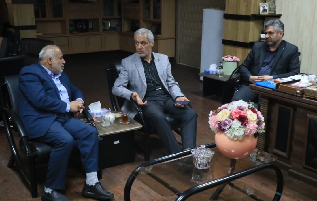 با هدف رفع مشکلات مرکز خیریه آسایشگاه سالمندان و معلولین مرکز استان ؛ دیدار مدیرعامل آسایشگاه سالمندان و معلولین گیلان با مدیرکل بهزیستی گیلان