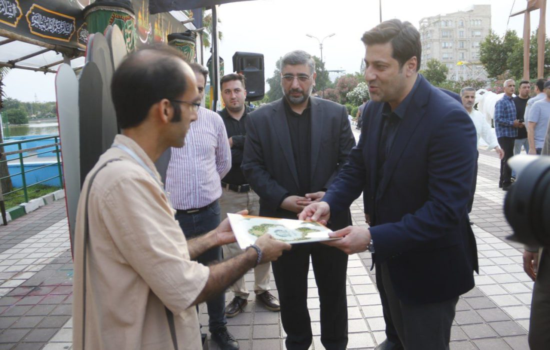 اختتامیه نخستین رویداد نقاشی و خط نگاره های عاشورایی شهرداری لاهیجان برگزار شد