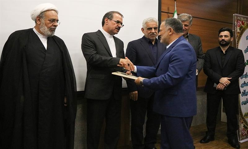 رییس کل دادگستری استان گیلان در مراسم تکریم و معارفه رئیس سازمان بازرسی استان گیلان: همه ی مدیران به نوعی باید نقش بازرسان قضایی را در مجموعه های خود ایفا کنند