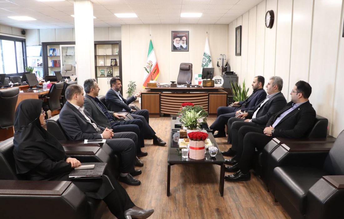 در راستای ایجاد همکاریهای مشترک؛ دیدار شهردار رشت و رییس کمیسیون حمل و نقل ترافیک و عمران شهری شورای اسلامی با مدیرکل امور مالیاتی گیلان