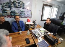 در دیدار اعضای شورای اسلامی و شهردار رشت با سرمایه گذار پارک آبی در منطقه آزاد انزلی مطرح شد:  پیگیری احداث پارک آبی در رشت/ از سرمایه گذاری در شهر رشت استقبال می کنم / تمایل تعدادی از سرمایه گذاران رشتی ساکن در لس آنجلس به سرمایه گذاری در تالاب عینک رشت