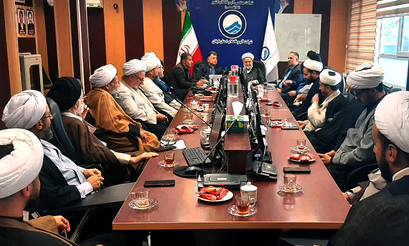 مدیرعامل آبفای گیلان در اولین نشست ائمه جماعات این شرکت در سال ۱۴۰۳: نقش مادران در رشد فكری و دینی فرزندان بسیار حائز اهمیت است