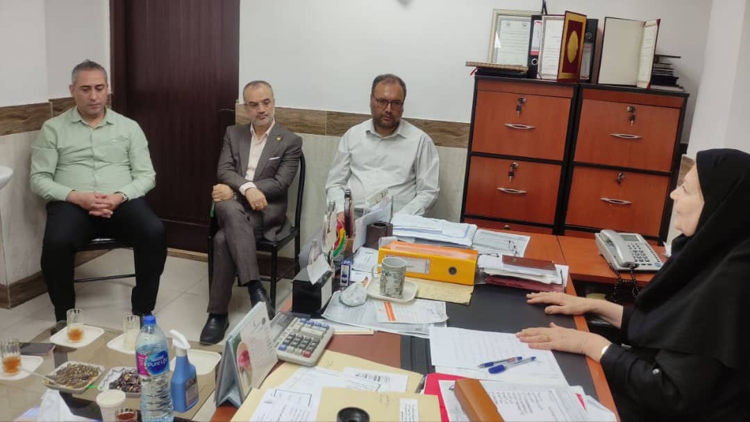 کارگرنیا رئیس شورای اسلامي شهر رشت در بازدید از درمانگاه هموفیلی : حمایت مجموعه مدیریت شهری رشت از بیماران هموفیلی