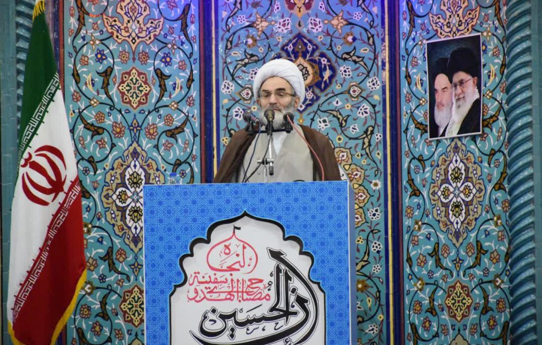 نماینده ولی فقیه در گیلان:  عملکرد اقتصادی دولت باید در تراز انقلاب اسلامی باشد/تبریک امام جمعه رشت به خبرنگاران