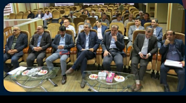 نشست هم اندیشی و راهبردی امور اقتصادی و مالیاتی گیلان