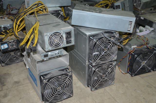 استخراج ارز ديجيتال غير مجاز در بندرانزلي