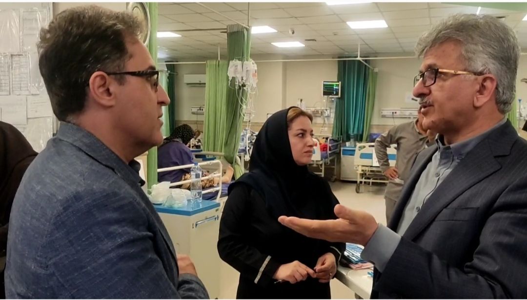 باتوجه به ورود خیل عظیم مسافران در روزهای پایانی فصل تابستان و تعطیلات پیش‌رو به استان گیلان؛ بازدید رئیس دانشگاه علوم پزشکی گیلان از بخش اورژانس مرکز آموزشی درمانی رازی