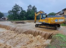 در پی نفوذ سامانه بارشی و هشدار سطح نارنجی سازمان هواشناسی، اداره کل راهداری و حمل و نقل جاده ای گیلان در حالت آماده باش قرار گرفت