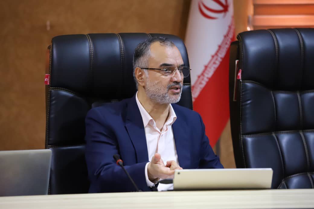 کارگرنیا رئیس شورای اسلامي شهر رشت: مشکلات بیمه تکمیلی پرسنل شهرداری رشت برطرف شود