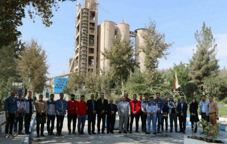 به مناسبت هفته محیط زیست؛         شرکت سیمان خزر با همکاری اداره محیط زیست کارگاه آموزشی برگزار کرد