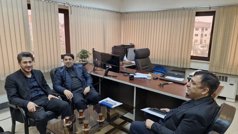 دیدار معاون تجاری و امورمشتریان مخابرات منطقه گیلان با مدیر فناوری اطلاعات وشبکه دولت استانداری