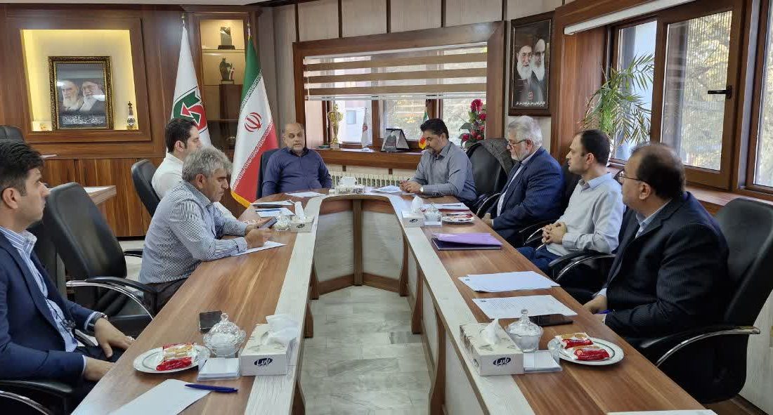 جلسه هماهنگی و ارائه گزارش خرید ماشین آلات سنگین راهداری برگزار گردید