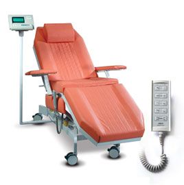 در راستای تجهیز بیمارستان؛ اهدای هفت تخت دیالیز توسط خیر سلامت به بیمارستان شهید انصاری رودسر