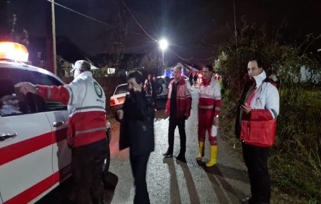اعزام ۱۱گروه واکنش سریع هلال احمر به منطقه آب بندان مرغوب بندرانزلی