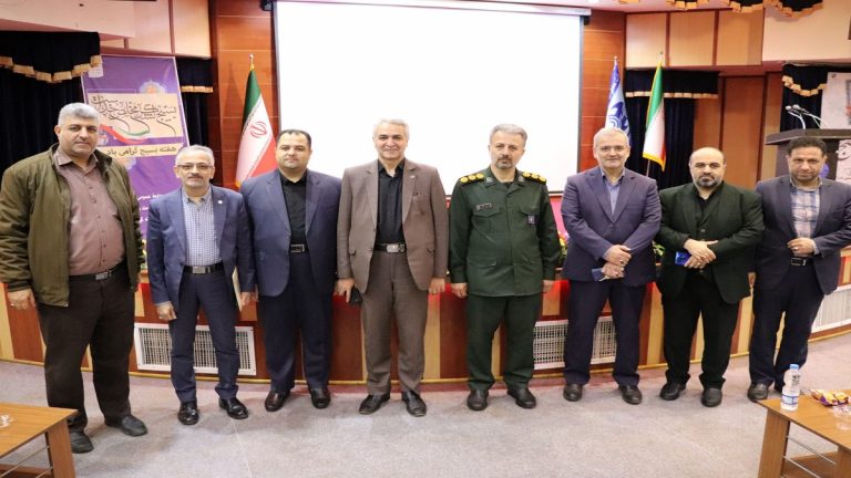 تقدیر مسئول سازمان بسیج کارکنان و ادارات سپاه قدس گیلان از مدیر و فرمانده پایگاه بسیج و کارکنان مخابرات منطقه گیلان