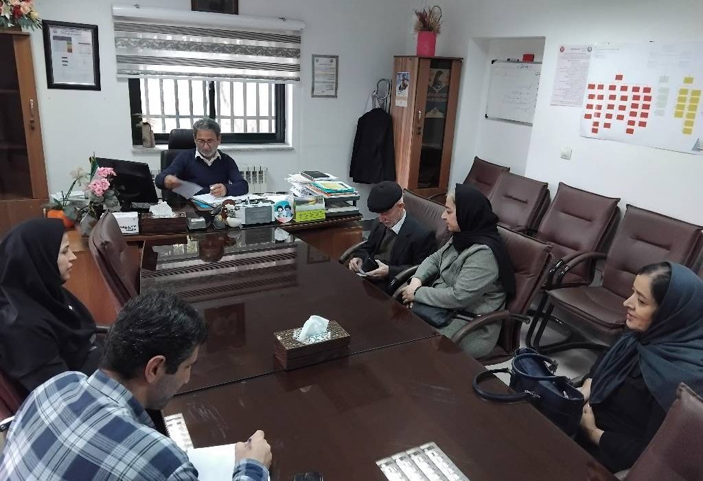 اهدای ۴ عدد ویلچر به مرکز آموزشی و درمانی رازی توسط خیر سلامت