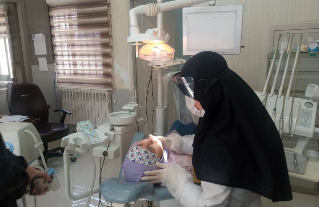 به مناسبت روز دانش آموز ؛ برپایی کاروان سلامت در شهرستان رشت