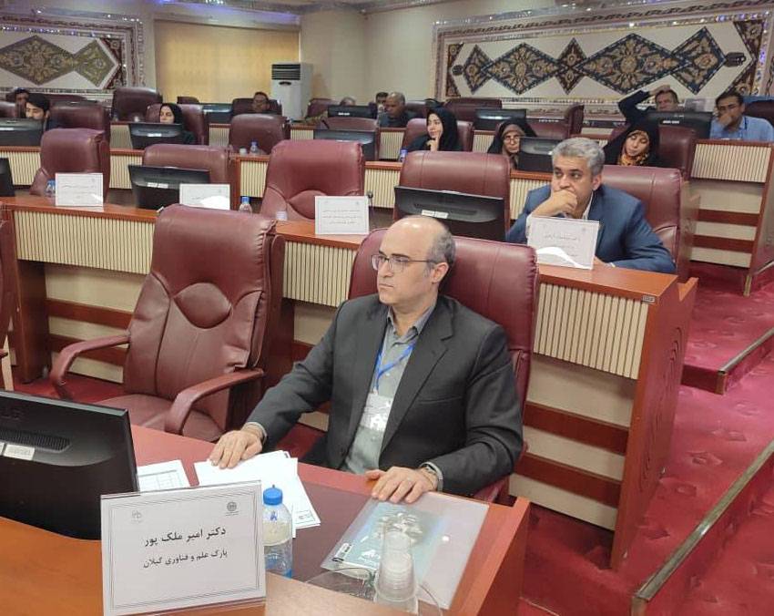 دکتر ملک پور: ‌در آینده نزدیک شاهد تغییر مسیر پارک های علم و فناوری کشور هستیم