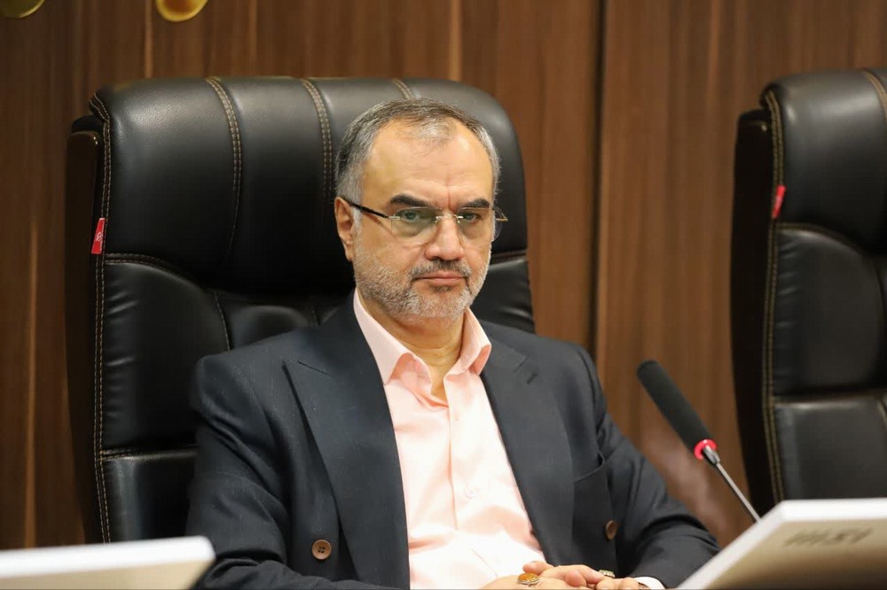 کارگرنیا رئیس شورای اسلامی شهر رشت: بخشی از ۱۶۰ واحد مسکونی شهرداری رشت در اختیار پرسنل فاقد مسکن شهرداری قرار بگیرد/ موافقت شورا با مساعدت مالی به تیم های فوتبال سپیدرود و داماش رشت/ برگزاری مناقصه پروژه بزرگ گیل لند