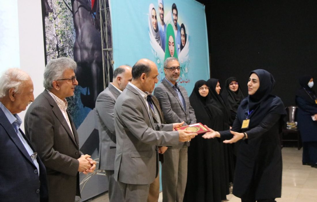 رئیس دانشگاه علوم پزشکی گیلان در مراسم بزرگداشت روز پرستار: پرداختی پرستاران گیلانی بهروز است؛ اصلاح اضافه کاری پرستاران بهزودی اعلام میشود